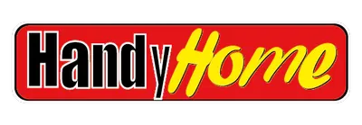 Logotipo con fondo rojo y tipografia negra con amarillo brillantes que resaltan la idendidad de la marca dedica a la venta de herrajes, jaladeras y accesorios para muebles de madera.