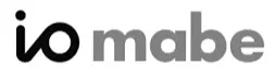 Logotipo de la empresa IO Mabe, una empresa que se dedica a la importación y distribución de electrodomésticos de alta gama.